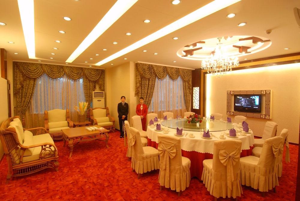 New Century Hotel Yangshuo Εξωτερικό φωτογραφία