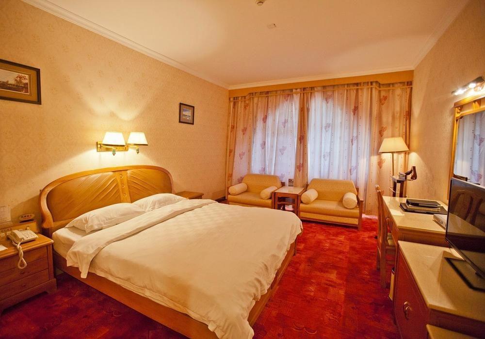 New Century Hotel Yangshuo Εξωτερικό φωτογραφία