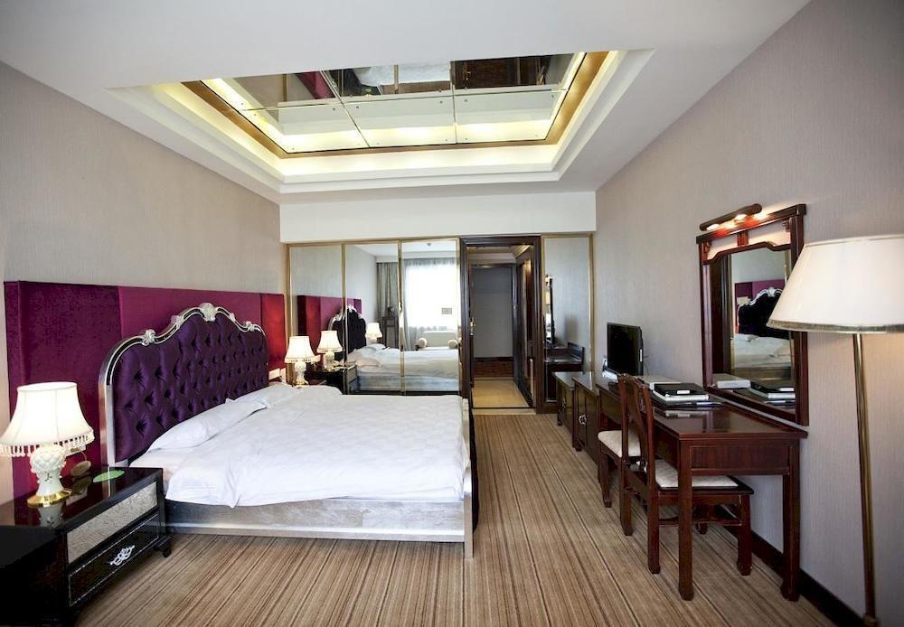 New Century Hotel Yangshuo Εξωτερικό φωτογραφία