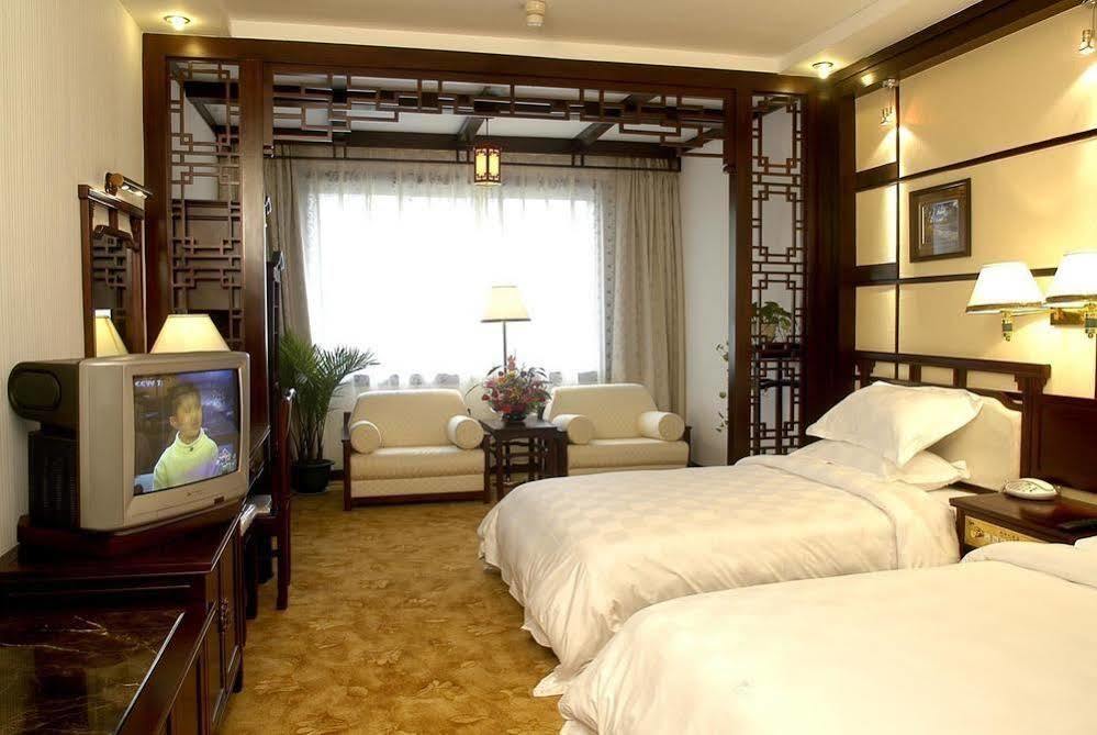 New Century Hotel Yangshuo Εξωτερικό φωτογραφία